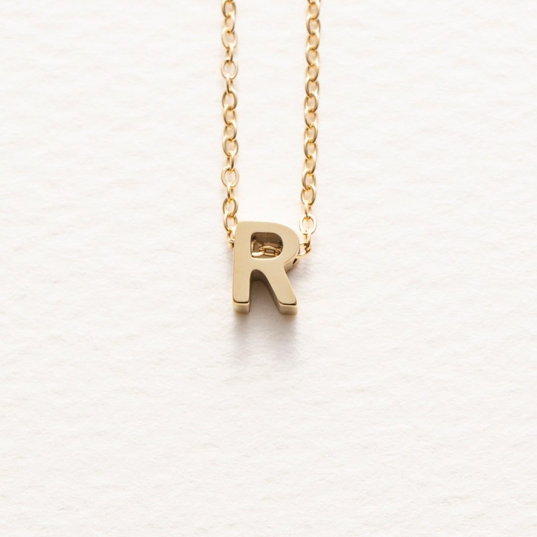 tiny initial necklace(タイニーイニシャルネックレス)
