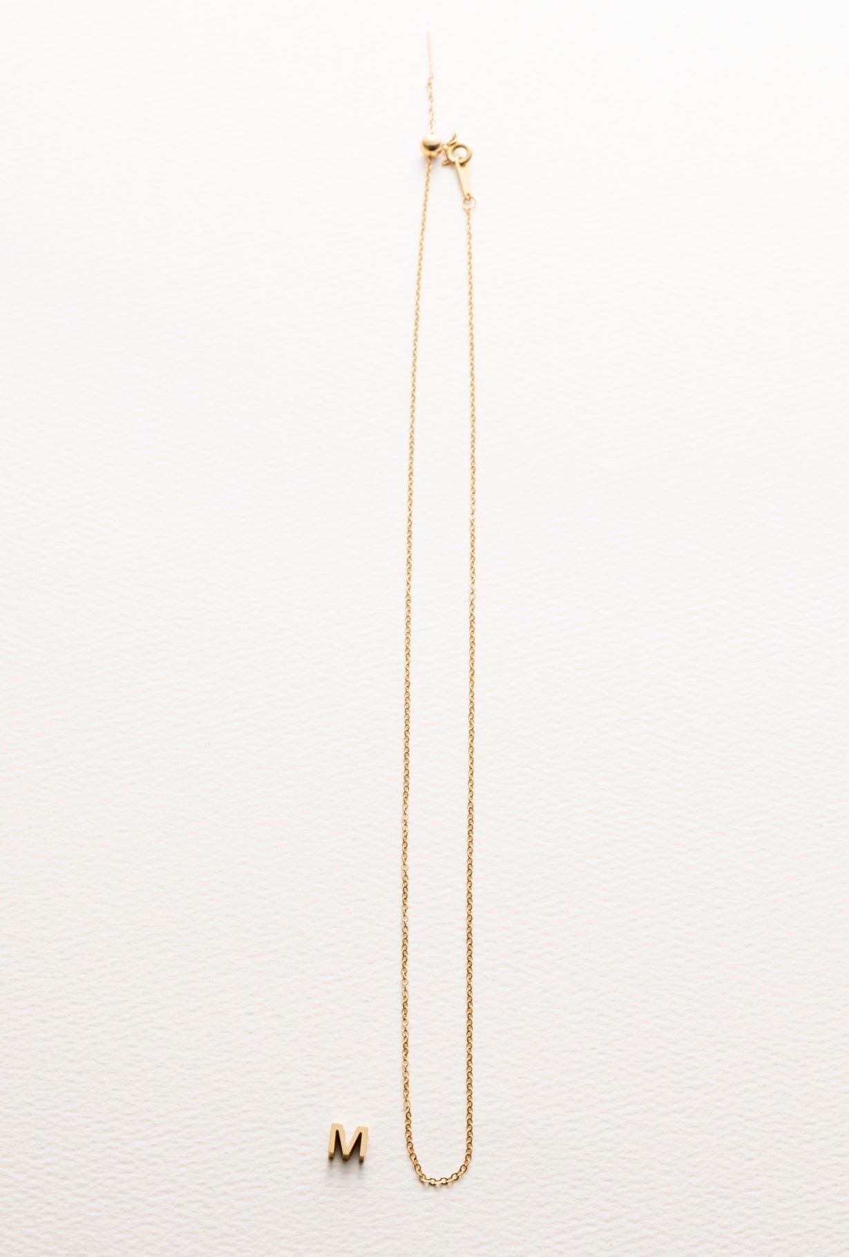 tiny initial necklace(タイニーイニシャルネックレス)