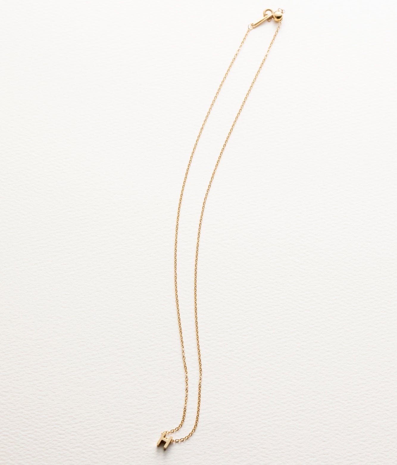 tiny initial necklace(タイニーイニシャルネックレス)