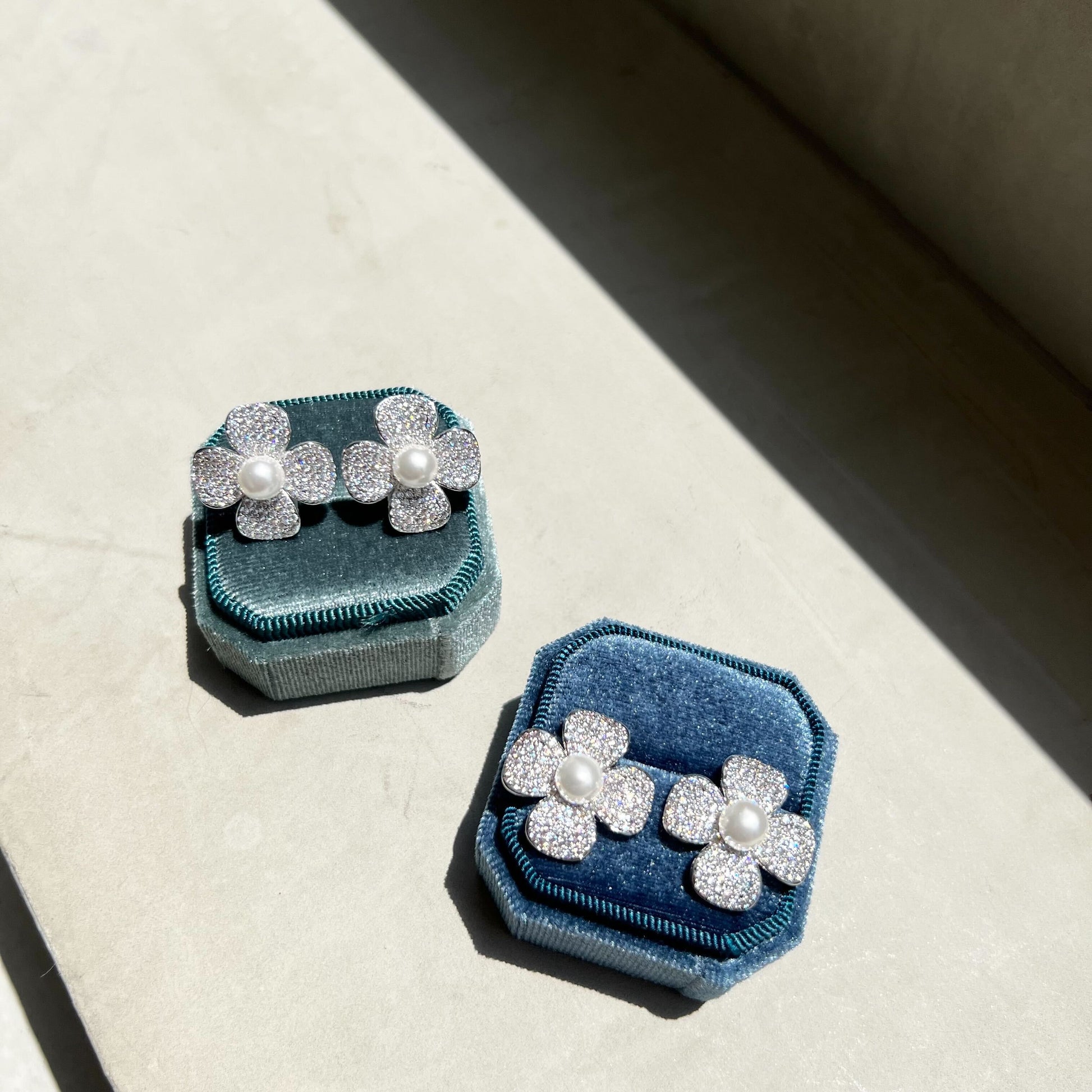 Ohana pearl pierce/earring(おはなパールピアス/イヤリング) – ANCHE