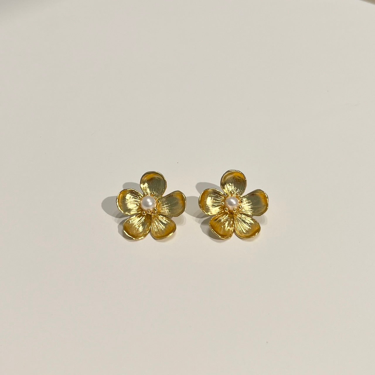 Flower pierce(フラワーピアス)