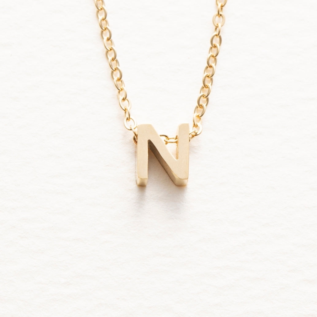 tiny initial necklace(タイニーイニシャルネックレス)
